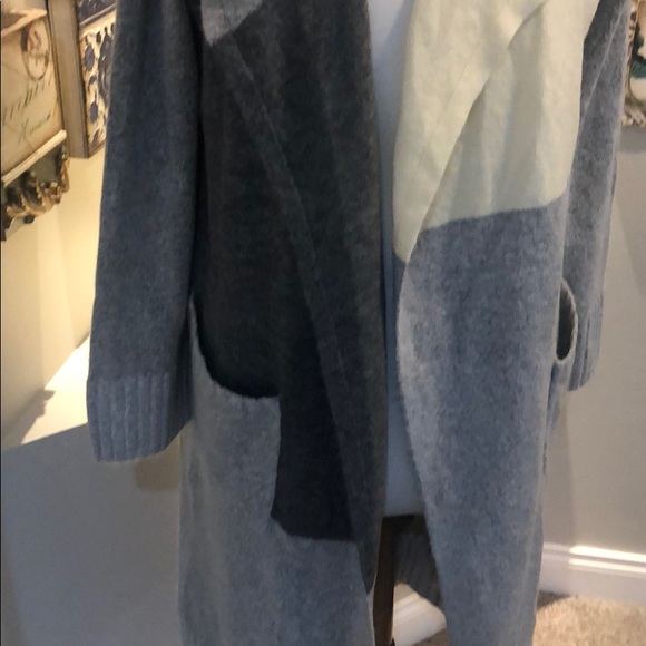 Devotion Cyrus colour block sweater Store display - Picture 4 of 8